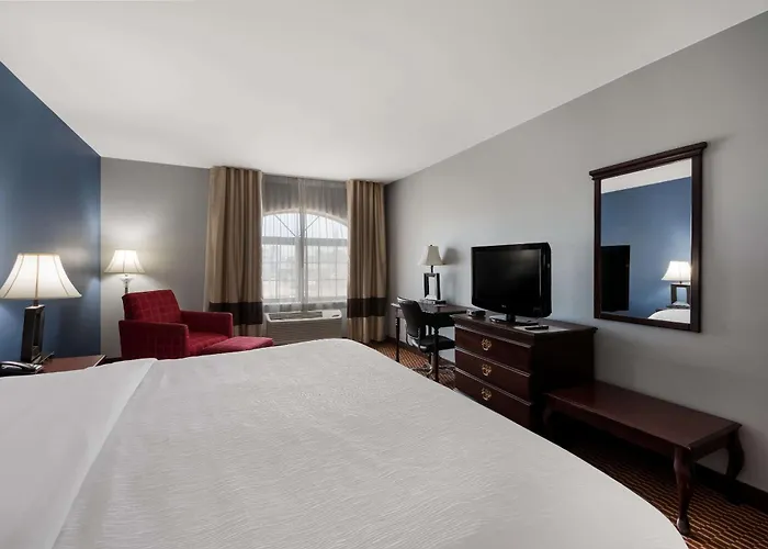 Quality Inn & Suites Oklahoma City North