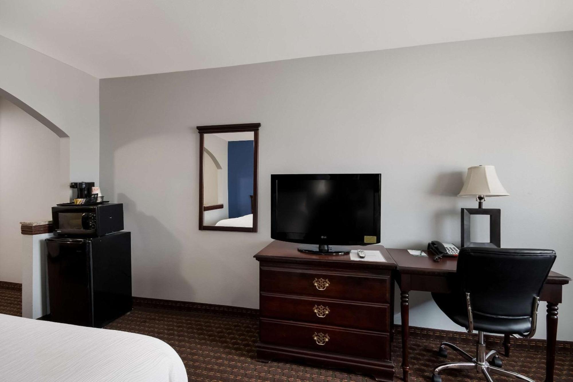 Hotel Quality & Oklahoma North