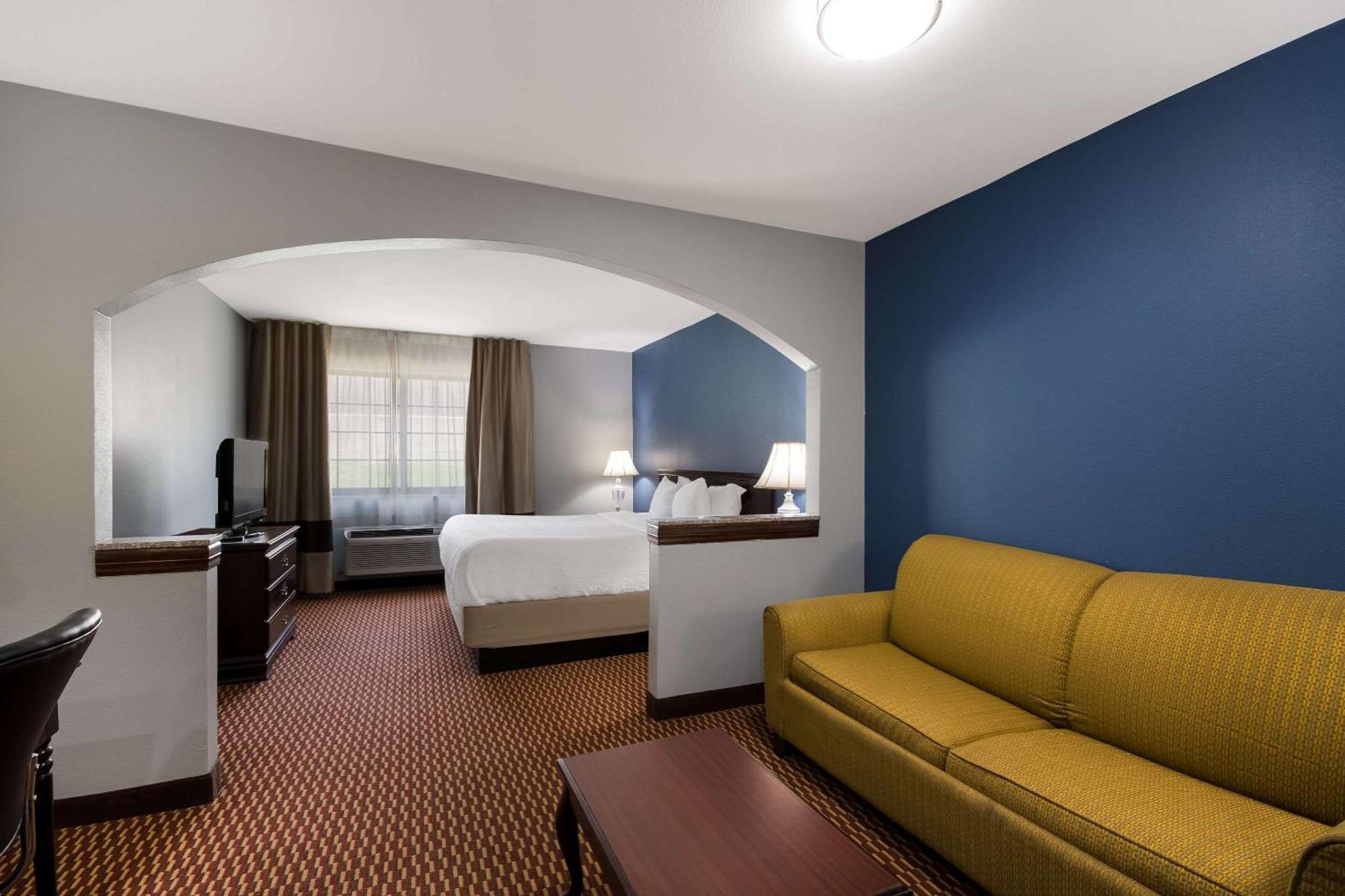 Quality & Oklahoma North Hotel Edmond