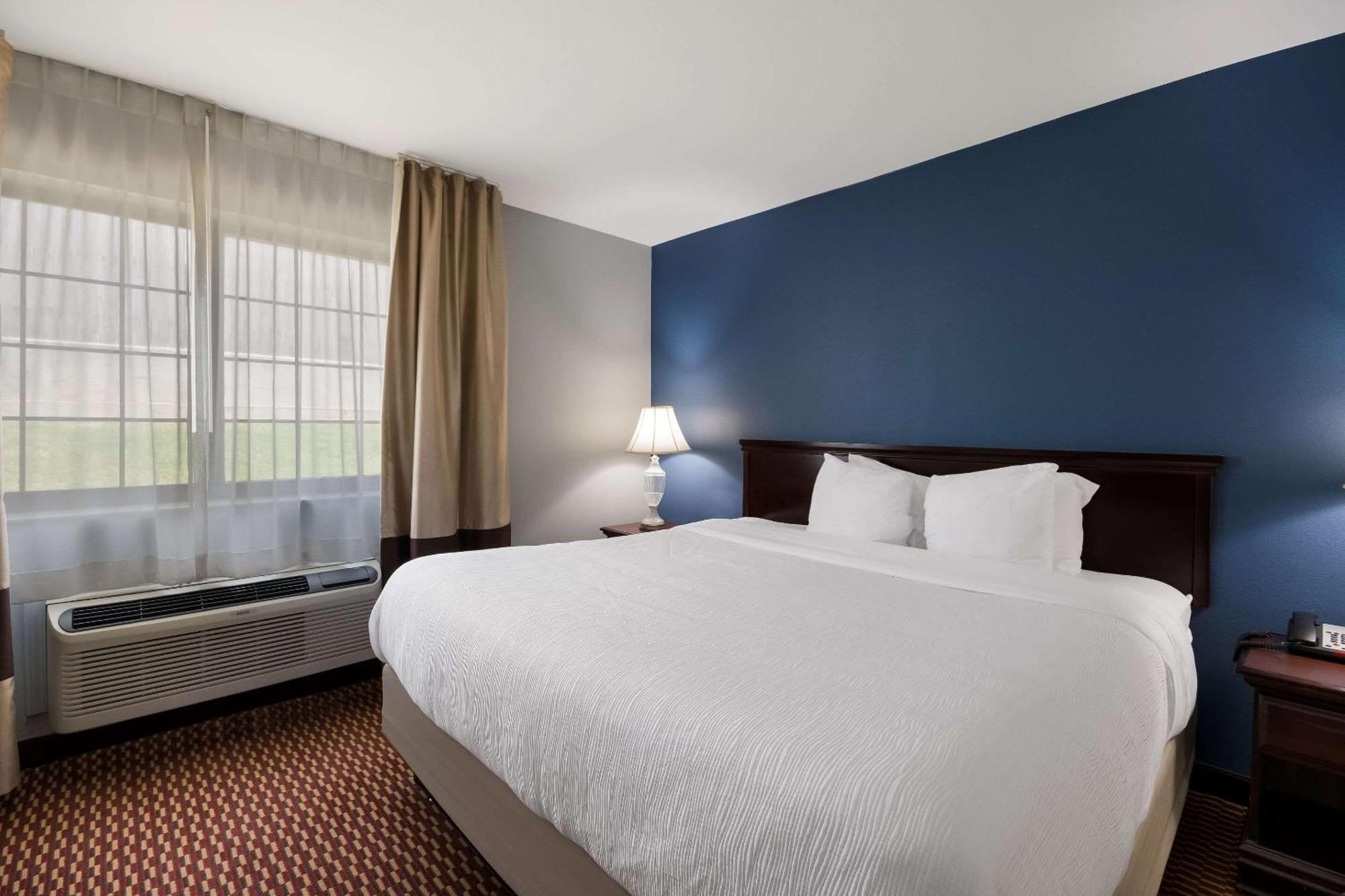 Hotel Quality & Oklahoma North
