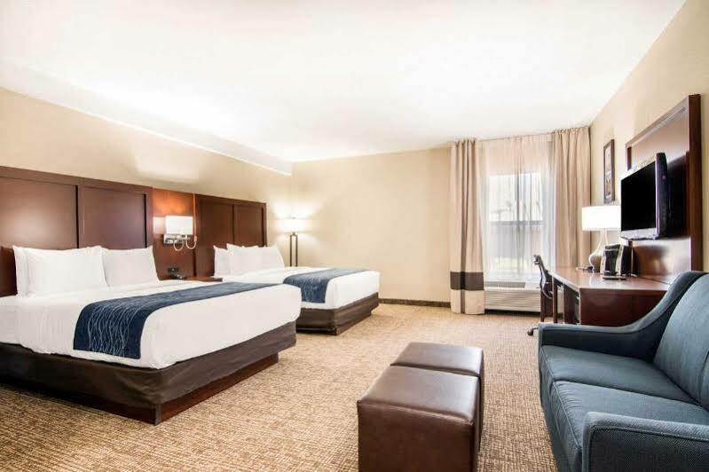 Hotel Quality & Oklahoma North Edmond