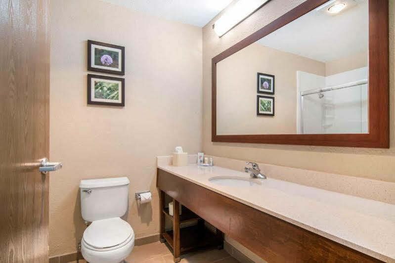 Quality & Oklahoma North Hotel Edmond