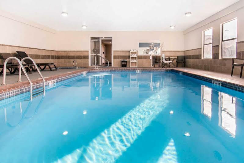 Hotel Quality & Oklahoma North Edmond